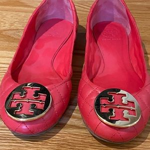 Tory Burch red quilted ballet flat with gold logo, size 9.5